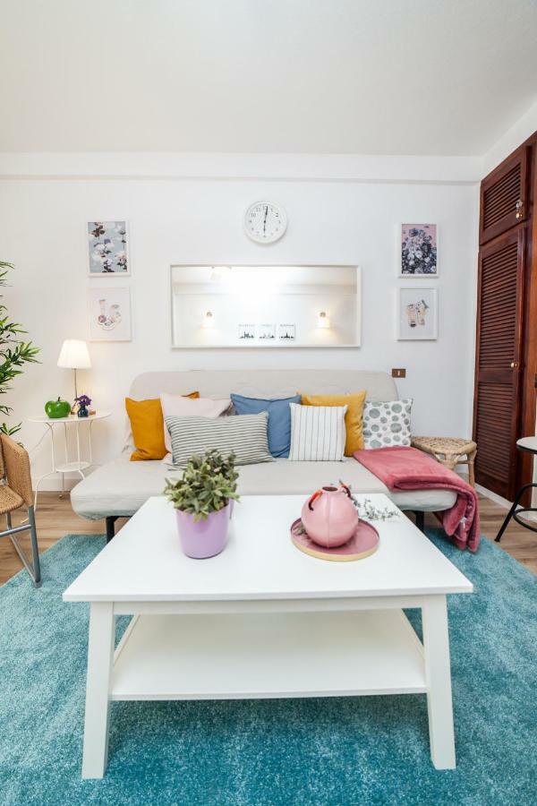 Spectacular Renovated Apartment, 5 Min To Camison Beach, With Aircon Arona  Exterior photo