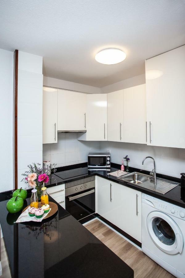 Spectacular Renovated Apartment, 5 Min To Camison Beach, With Aircon Arona  Exterior photo